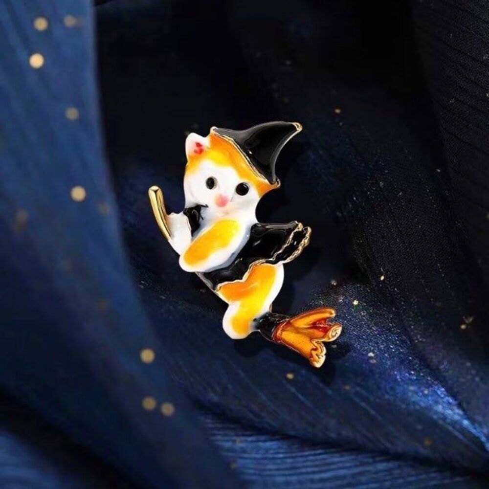 Cat Brooch Pin Witch Cat With Broom Hand Kitty Crafted So Cute